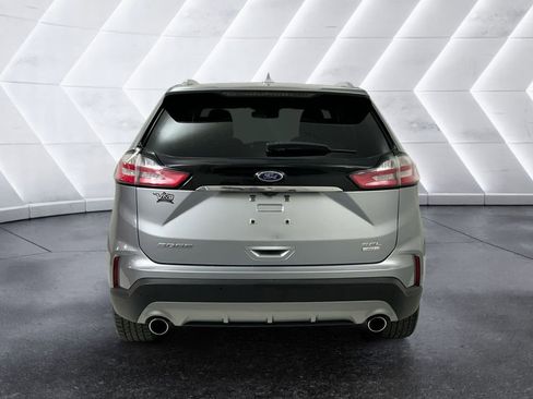 Used 2020 Ford Edge SEL image 5