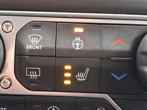 Used 2022 Jeep Gladiator Rubicon w/ LED Lighting Group image 23