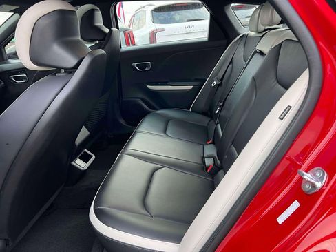 Used 2025 Kia K4 GT-Line w/ GT-Line Premium Package image 10