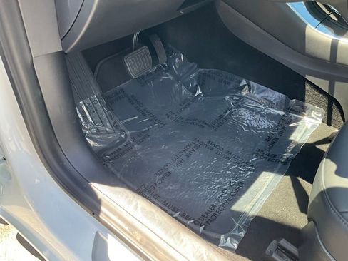 Used 2019 Tesla Model 3 Mid Range RWD image 12