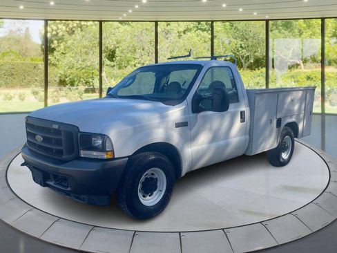 Used 2004 Ford F250 XL image 1
