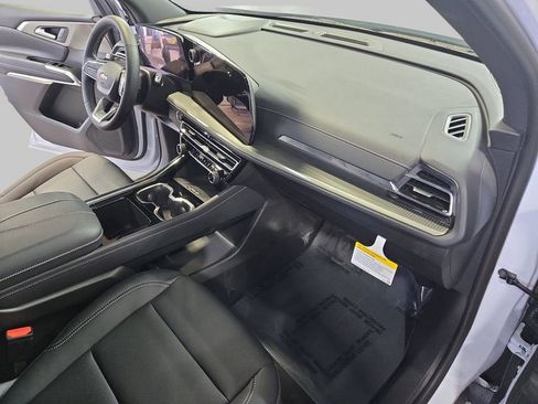 New 2026 Chevrolet Traverse LT w/ Driver Confidence Package image 10