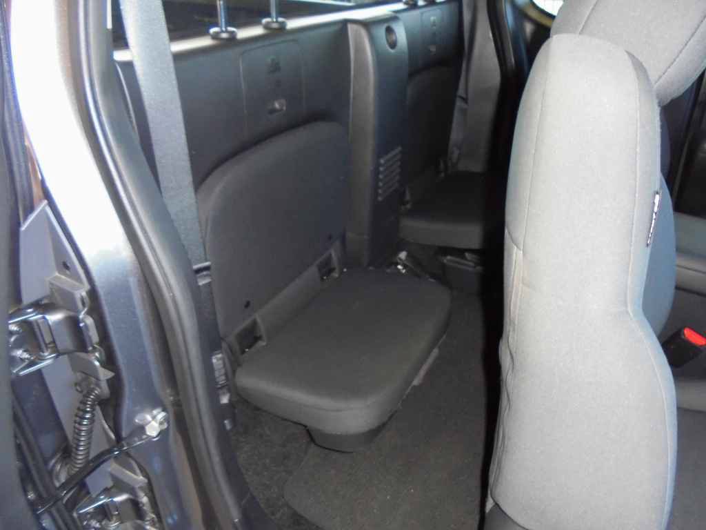 Used 2022 Nissan Frontier S w/ Technology Package RWD image 10