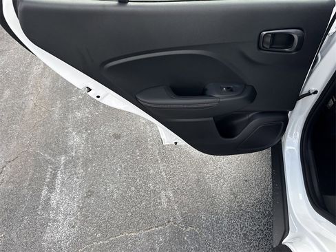 New 2025 Hyundai Venue Limited image 21