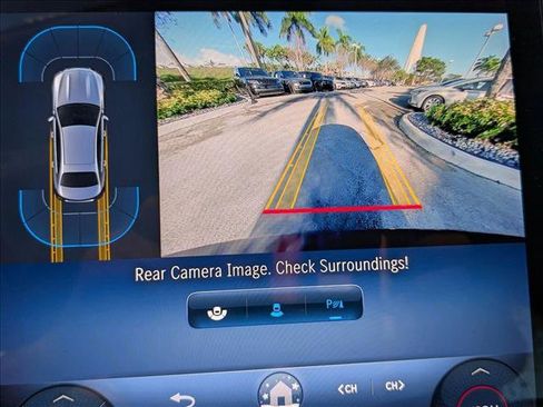 Used 2025 Mercedes-Benz C 300 Sedan image 14