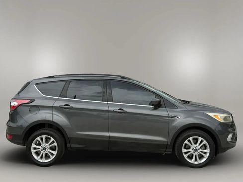 Used 2018 Ford Escape SE AWD/4WD image 7