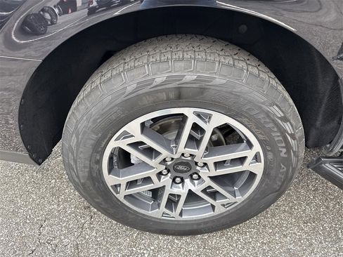 Used 2025 Ford Expedition Max Active image 18