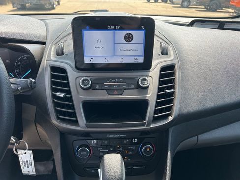 Used 2019 Ford Transit Connect XLT w/ Trailer Tow Package FWD image 12