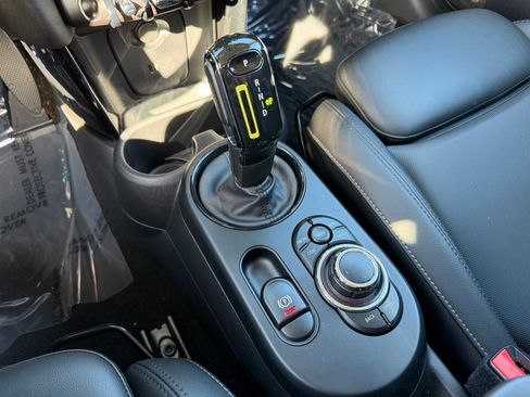 Used 2022 MINI Cooper SE image 26