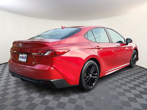 Certified 2025 Toyota Camry SE image 6