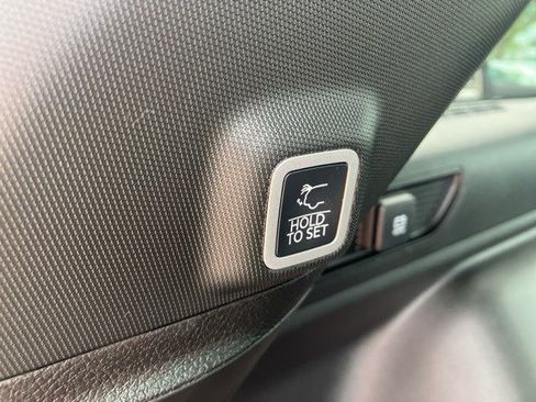 New 2025 Jeep Grand Cherokee Limited w/ Trailer Tow Package image 27