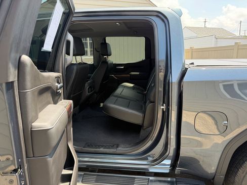 Used 2020 GMC Sierra 1500 SLT w/ SLT Premium Plus Package AWD/4WD image 13
