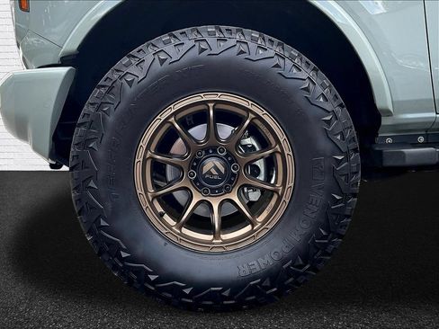 Used 2022 Ford Bronco Outer Banks AWD/4WD image 25