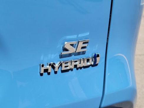 Used 2022 Toyota RAV4 SE w/ SE Grade Weather Package AWD/4WD image 25