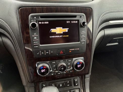 Used 2017 Chevrolet Traverse LT AWD/4WD image 11