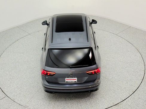Used 2024 Volkswagen Tiguan SE R-Line FWD image 27