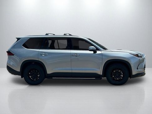 New 2026 Toyota Grand Highlander FWD image 4