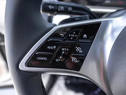 New 2026 Mercedes-Benz GLB 250 4MATIC image 14