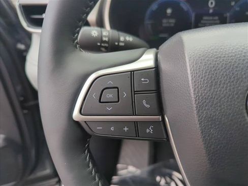 Used 2026 Toyota Highlander Limited AWD/4WD image 12