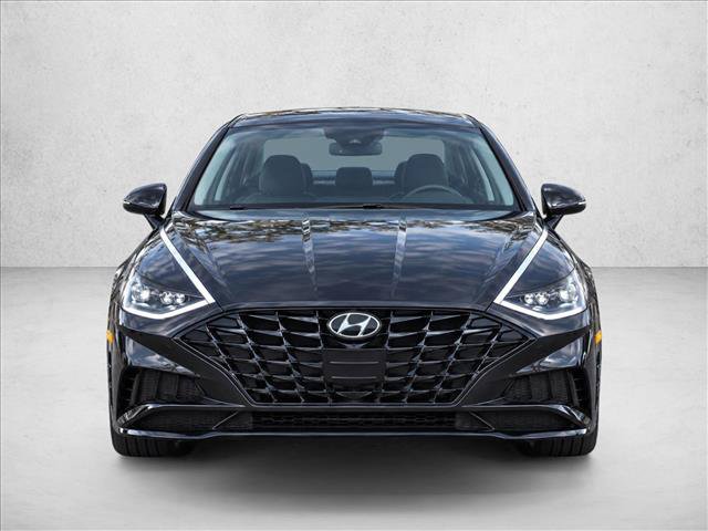 Used 2023 Hyundai Sonata Limited w/ Cargo Package FWD image 2