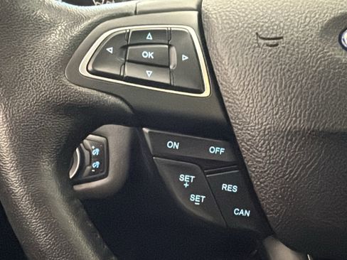 Used 2017 Ford Escape Titanium AWD/4WD image 13