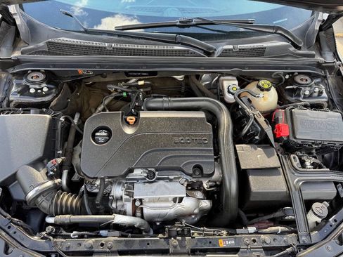 Used 2019 Chevrolet Malibu LT image 17