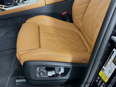 Used 2024 BMW X7 xDrive40i image 20