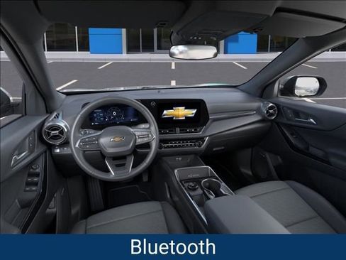 New 2026 Chevrolet Equinox LT w/ Convenience Package II image 17