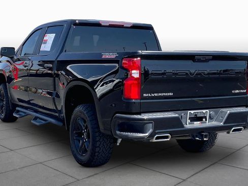 Used 2021 Chevrolet Silverado 1500 Custom Trail Boss AWD/4WD image 12