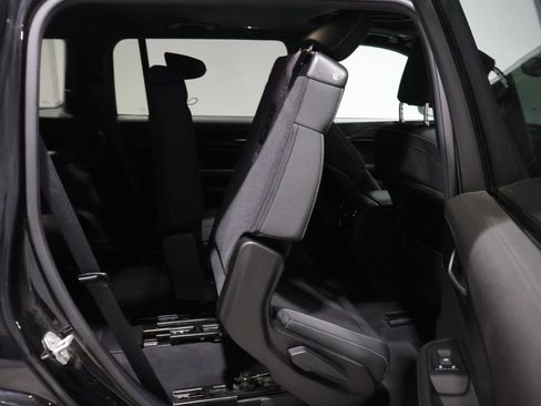 Used 2024 Jeep Grand Cherokee L Laredo w/ Luxury Tech Group I image 20