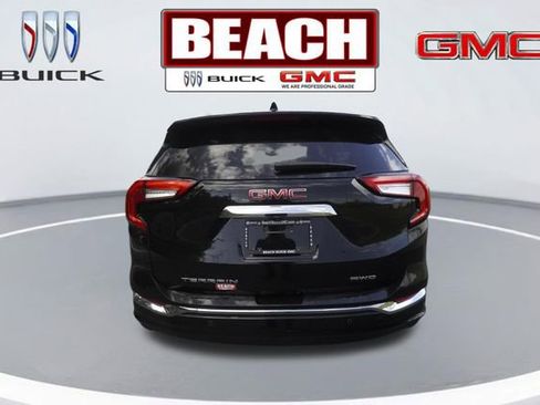 Used 2024 GMC Terrain Denali w/ Black Diamond Edition image 4