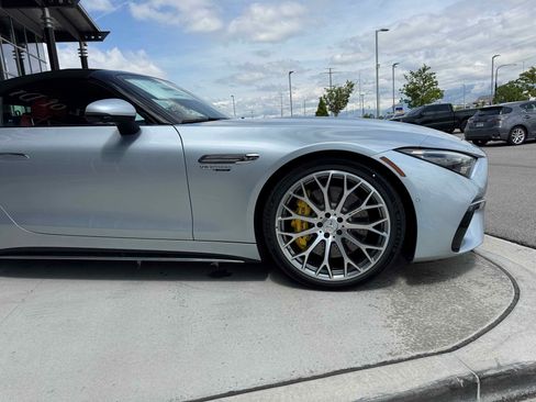 New 2025 Mercedes-Benz SL 63 AMG 4MATIC image 11