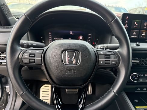 Used 2025 Honda Accord Sport image 23