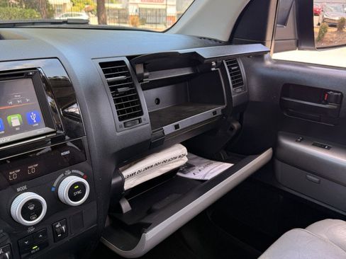 Used 2012 Toyota Sequoia SR5 w/ Premium Pkg RWD image 36