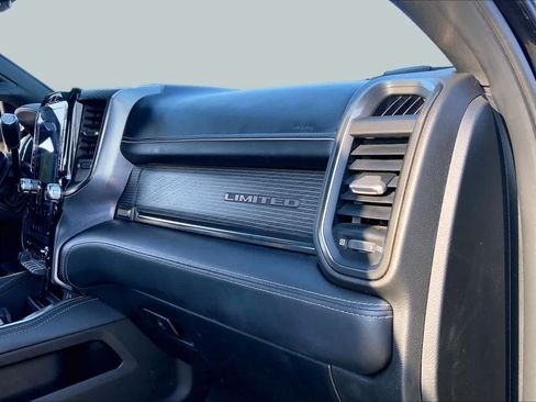 Used 2021 RAM 2500 Limited AWD/4WD image 19