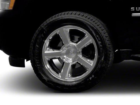 Used 2013 Chevrolet Suburban LTZ AWD/4WD image 14