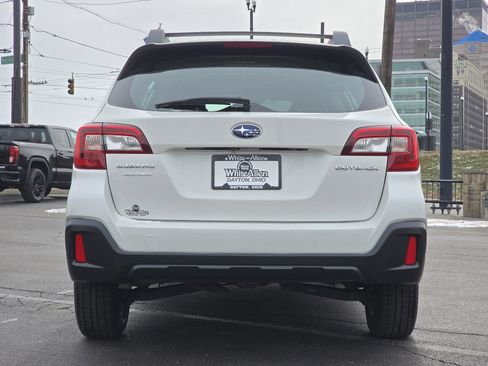 Used 2018 Subaru Outback 2.5i image 21