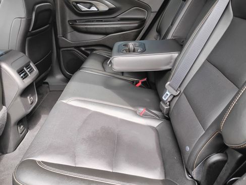 Used 2019 GMC Terrain SLT w/ Preferred Package AWD/4WD image 16