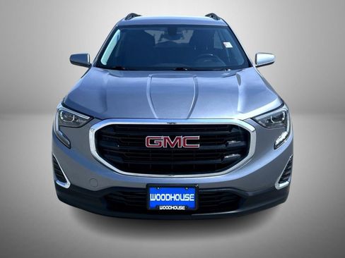 Used 2018 GMC Terrain SLE w/ Driver Convenience Package FWD image 2