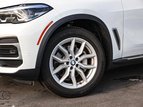 Used 2023 BMW X5 xDrive40i AWD/4WD image 6
