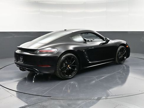 New 2025 Porsche 718 Cayman image 8