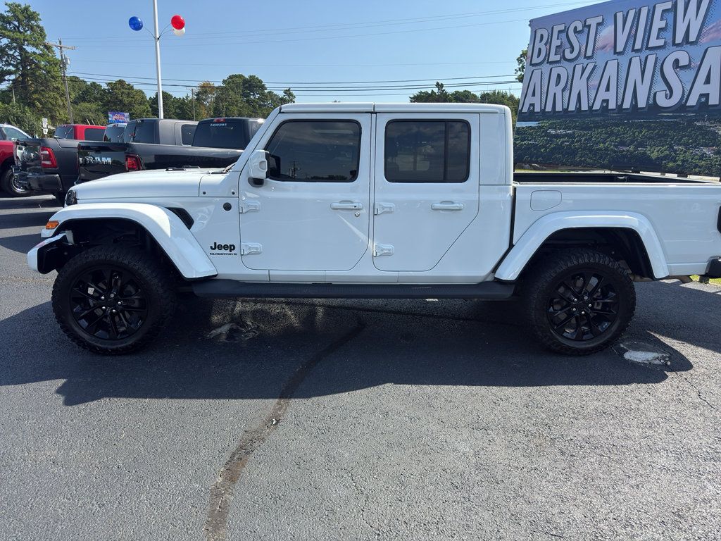 Used 2023 Jeep Gladiator Overland AWD/4WD image 7