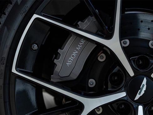 Used 2025 Aston Martin DBX 707 image 56