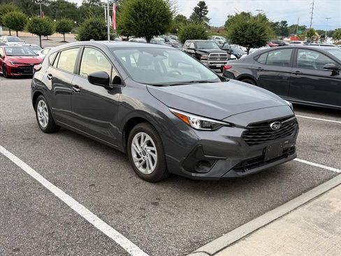 Used 2025 Subaru Impreza 2.0i AWD/4WD image 2