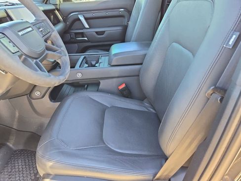 Used 2023 Land Rover Defender 110 Carpathian Edition image 15