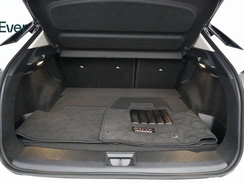 Used 2023 Nissan Ariya FWD image 23