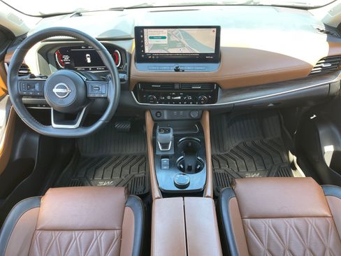Certified 2024 Nissan Rogue Platinum w/ Platinum Premium Package AWD/4WD image 20