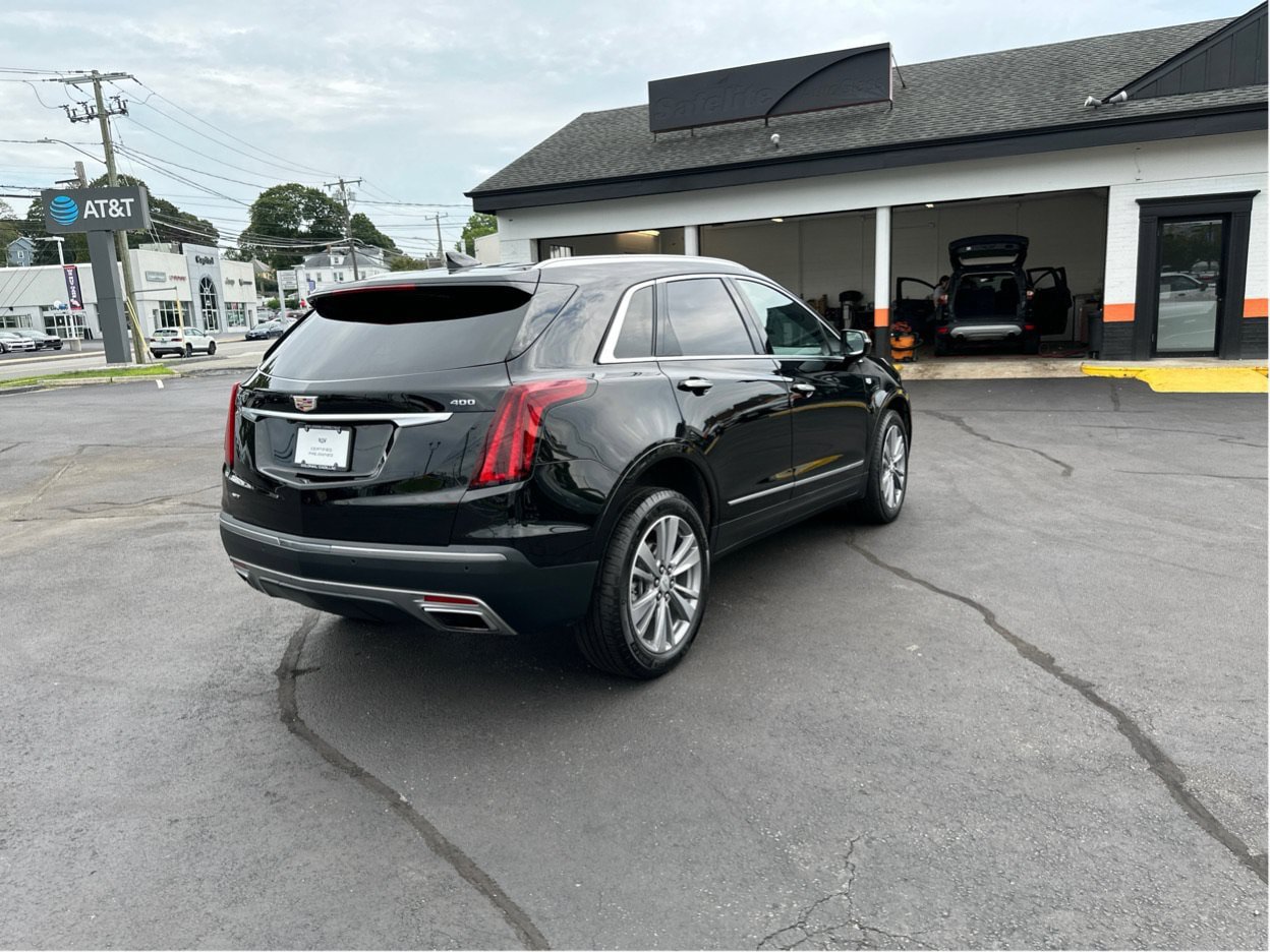 Certified 2025 Cadillac XT5 Premium Luxury AWD/4WD image 6