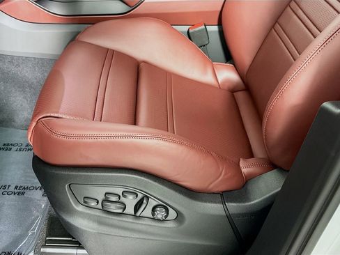 New 2026 Porsche Cayenne GTS image 22