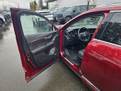 Used 2023 Buick Envision Avenir AWD/4WD image 18